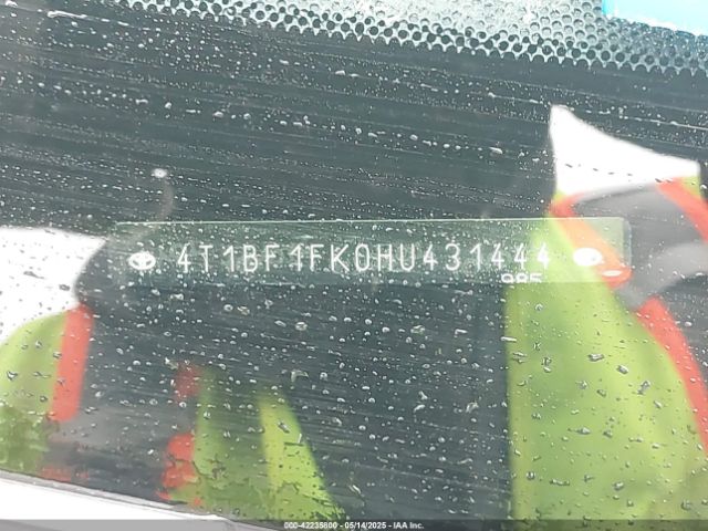 4T1BF1FK0HU431444 Toyota CAMRY SE