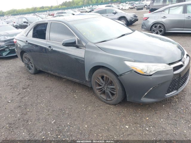 4T1BF1FK0HU431444 Toyota CAMRY SE