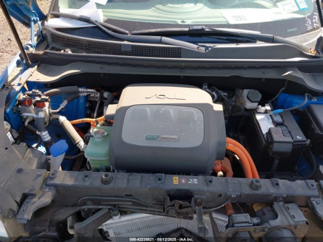 KNDJP3AE7H7024648 KIA SOUL EV