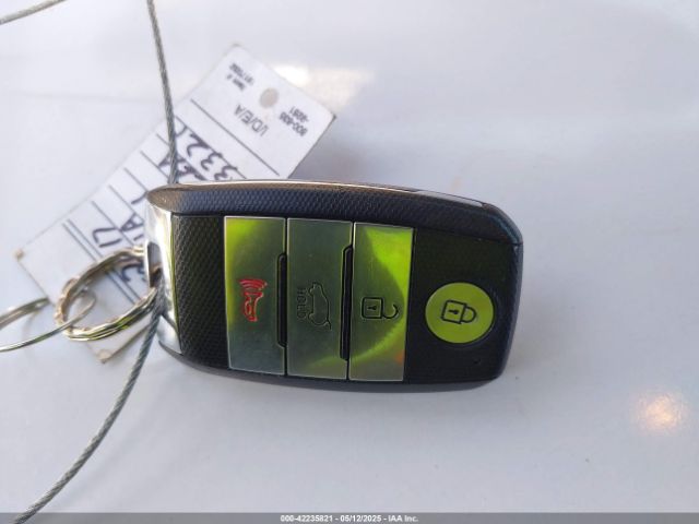 KNDJP3AE7H7024648 KIA SOUL EV