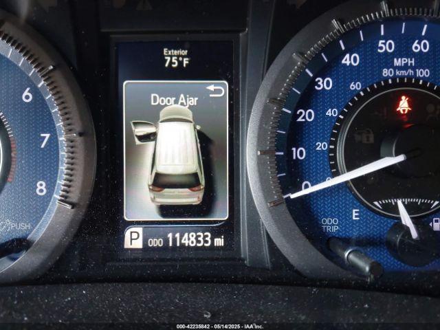 5TDYZ3DCXJS943686 Toyota Sienna Xle 8 Passenger