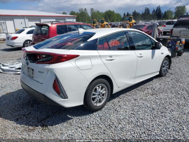 JTDKARFP0L3157688 Toyota Prius Prime Limited