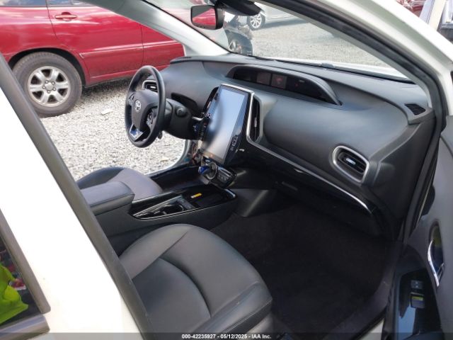 JTDKARFP0L3157688 Toyota Prius Prime Limited