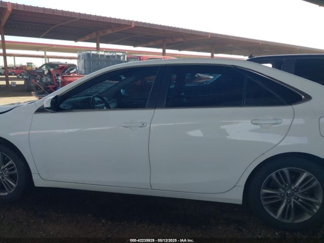 4T1BF1FKXFU936095 Toyota CAMRY SE