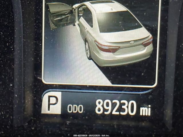 4T1BF1FKXFU936095 Toyota CAMRY SE