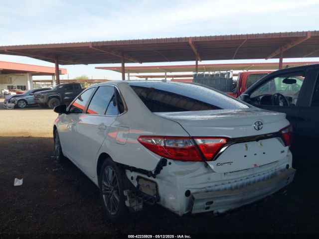4T1BF1FKXFU936095 Toyota CAMRY SE