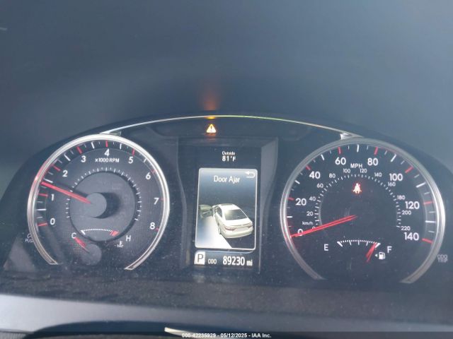 4T1BF1FKXFU936095 Toyota CAMRY SE