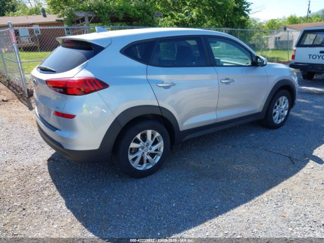 KM8J2CA43KU010613 Hyundai TUCSON SE