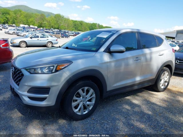 KM8J2CA43KU010613 Hyundai TUCSON SE