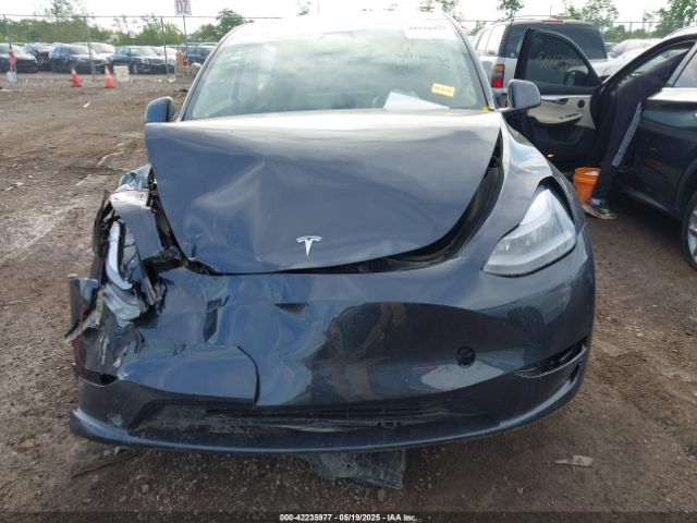 7SAYGAEE9SF287905 Tesla Model Y Long Range Dual Motor All-wheel Drive