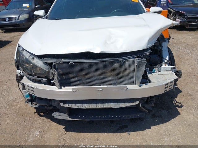Honda l15b7 2018 2HGFC3A52JH750009 Image 19
