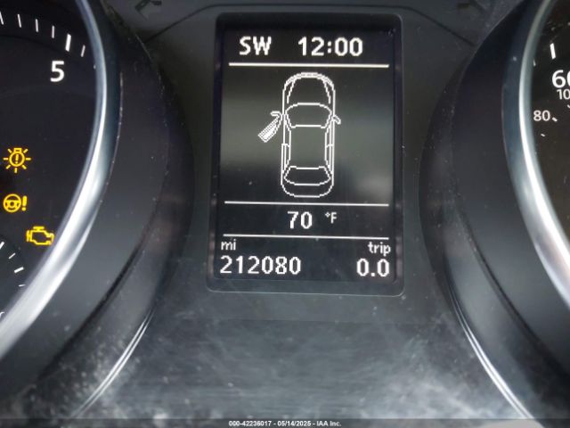 1VWBT7A36HC018088 Volkswagen Passat 1.8t Se