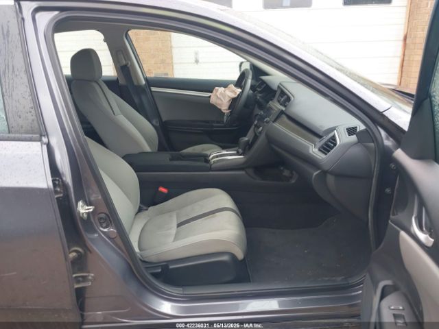 19XFC2F68KE029927 Honda Civic Lx