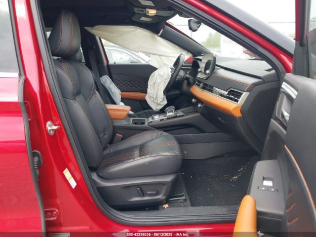 2022 MITSUBISHI OUTLANDER JA4J4VA88NZ015658 Photo 4