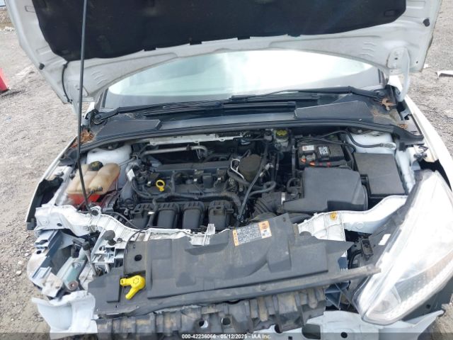 1FADP3E20GL233089 Ford FOCUS S