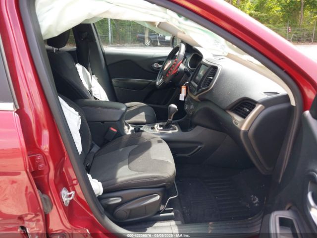 2016 JEEP CHEROKEE 1C4PJLCB8GW320099 Photo 4