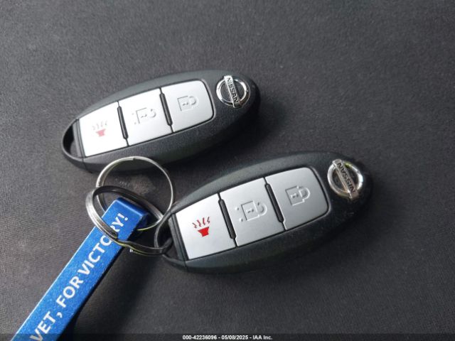 5N1AR2MN6EC685974 Nissan Pathfinder Sv