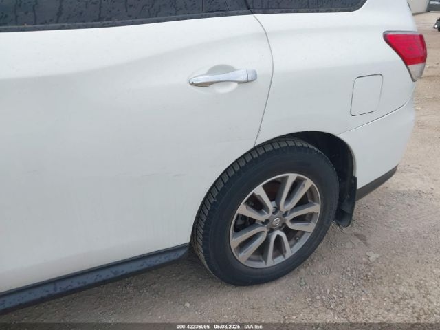 5N1AR2MN6EC685974 Nissan Pathfinder Sv