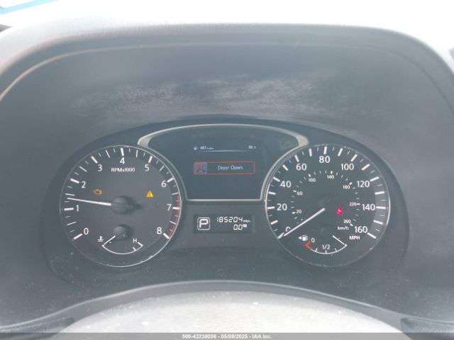 5N1AR2MN6EC685974 Nissan Pathfinder Sv