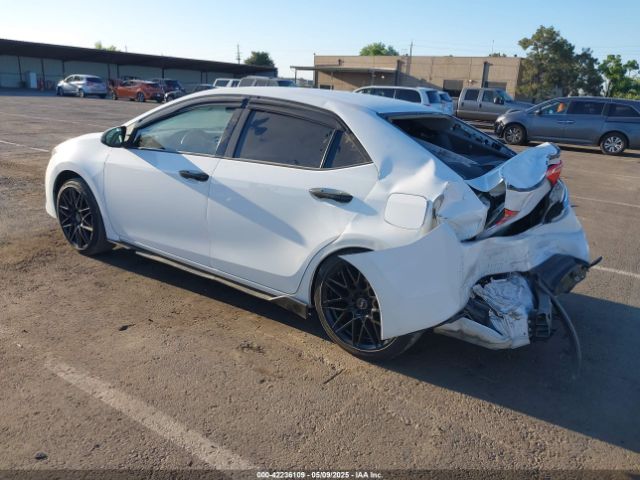 2T1BURHE9JC066443 Toyota COROLLA LE