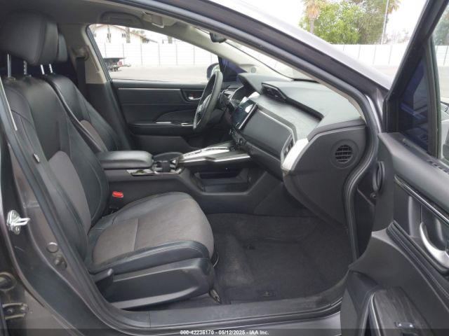 2018 HONDA CLARITY PLUG-IN HYBRID JHMZC5F10JC021702 Photo 4
