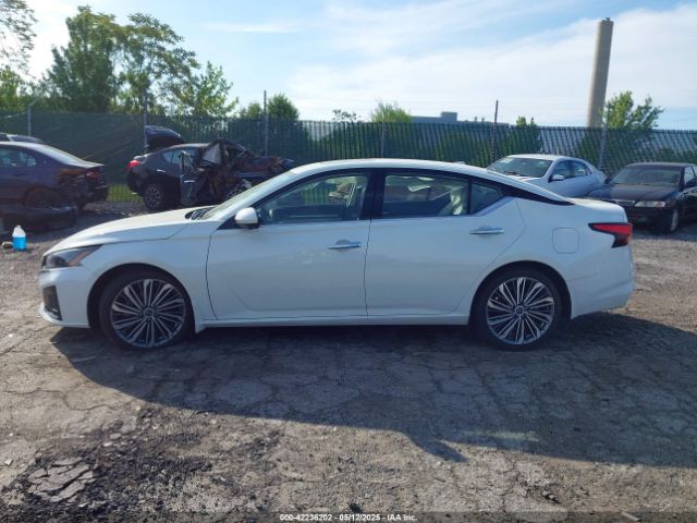 1N4BL4EV0PN357466 Nissan Altima Sl Fwd