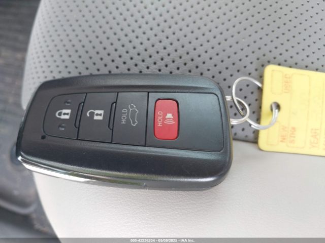 4T3D6RFV6NU081001 Toyota Rav4 Hybrid Limited