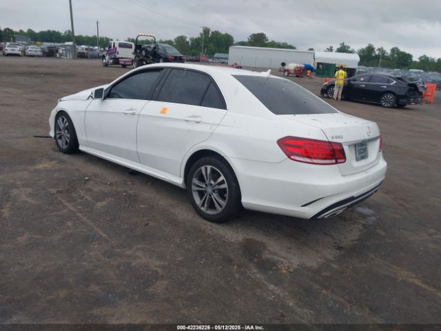 2016 MERCEDES-BENZ E 350 WDDHF8JB1GB182649 Photo 2
