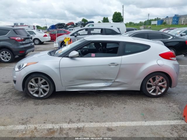 KMHTC6AD1GU264853 Hyundai Veloster