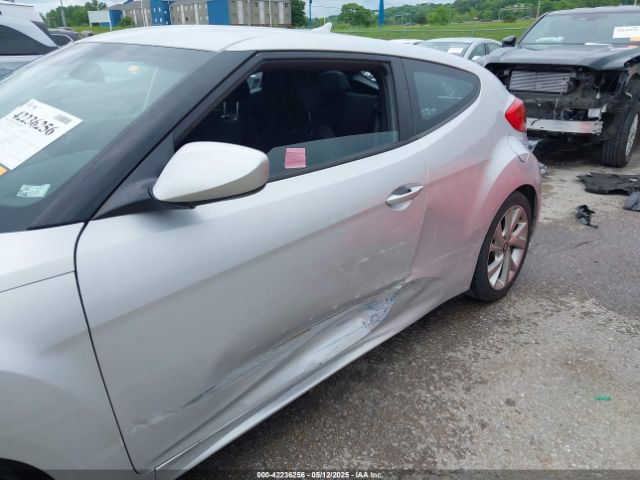 KMHTC6AD1GU264853 Hyundai Veloster