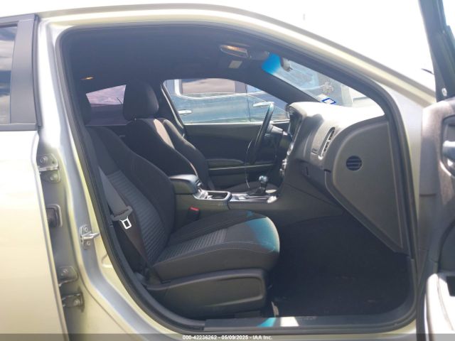 2C3CDXBG5PH529877 Dodge Charger Sxt