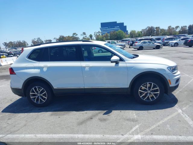 3VV3B7AXXJM188683 Volkswagen Tiguan