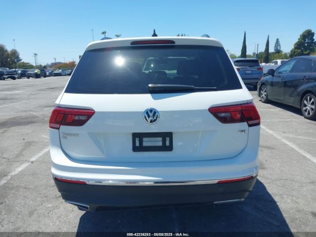 3VV3B7AXXJM188683 Volkswagen Tiguan