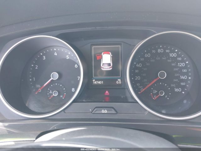 3VV3B7AXXJM188683 Volkswagen Tiguan