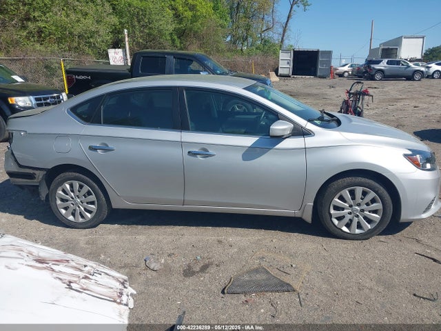 3N1AB7AP7HY261195 Nissan SENTRA S