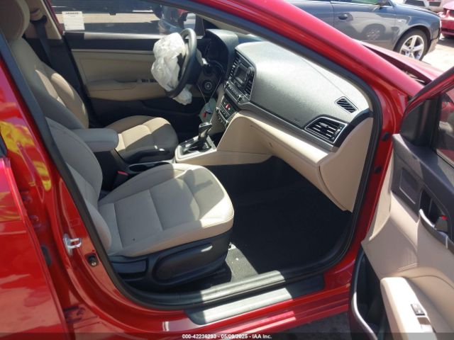 2018 HYUNDAI ELANTRA KMHD74LF0JU451908 Photo 4