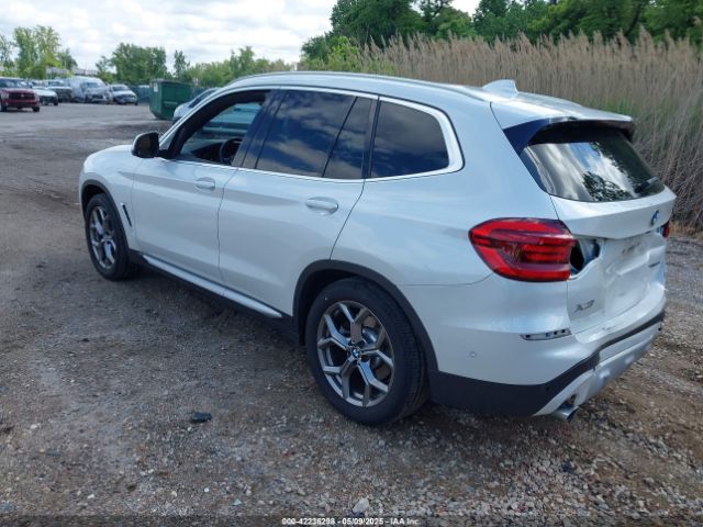 2021 BMW X3 5UXTY5C03M9G26451 Photo 2