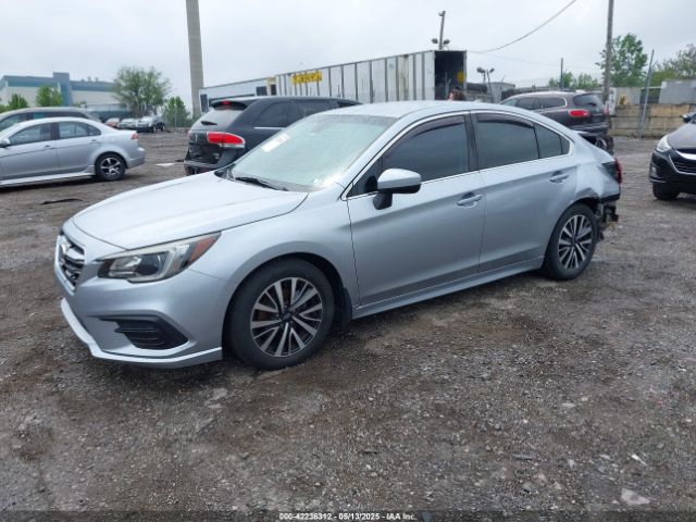 4S3BNAF61K3011165 Subaru Legacy 2.5i Premium