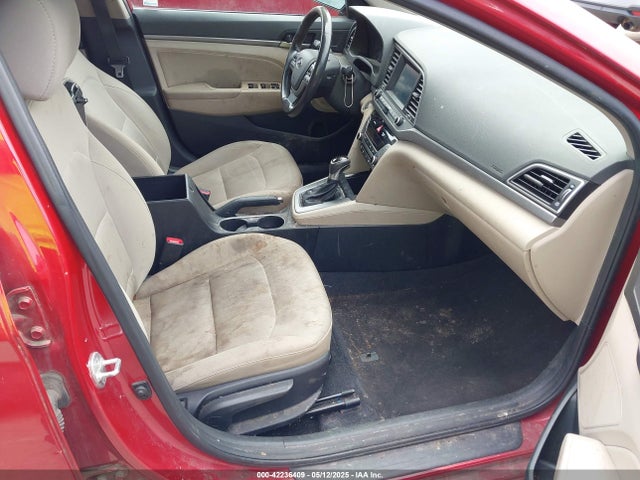 Hyundai Elantra Value Edition 2017 5NPD84LF2HH166889 Image 5