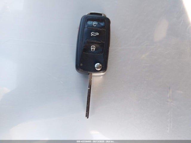 3VW267AJ6GM303103 Volkswagen Jetta 1.4t S