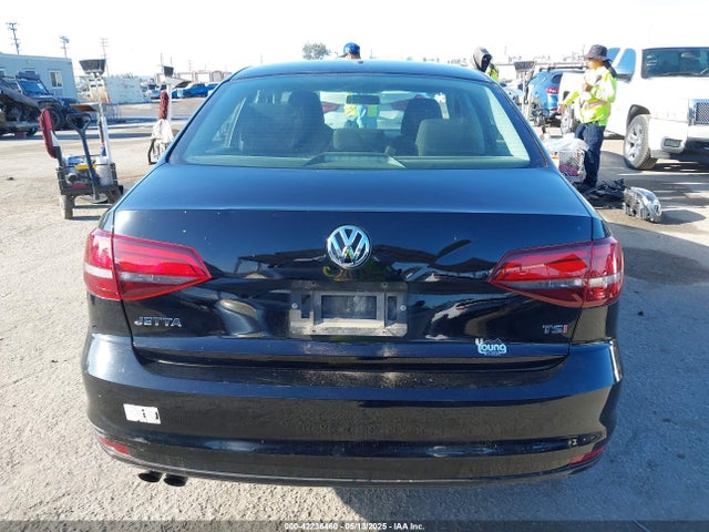 3VW267AJ6GM303103 Volkswagen Jetta 1.4t S