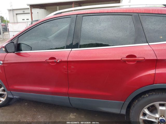 1FMCU9J98EUD92224 Ford Escape Titanium