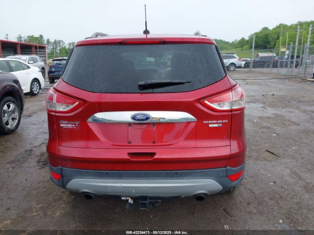 1FMCU9J98EUD92224 Ford Escape Titanium