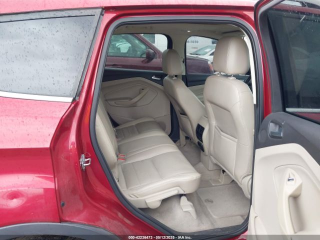 1FMCU9J98EUD92224 Ford Escape Titanium