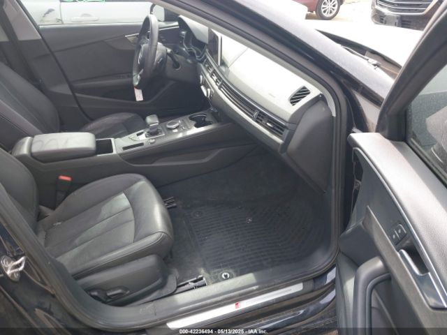 2017 AUDI A4 WAUKMAF46HN057392 Photo 4