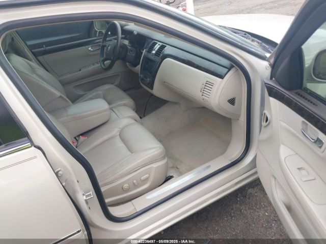 2011 CADILLAC DTS 1G6KA5E65BU139507 Photo 4