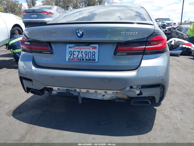 WBA53BH03PWY06061 BMW 530I