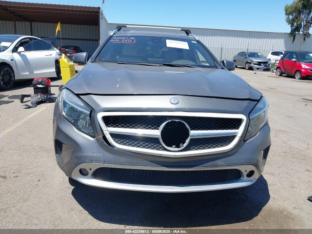 WDCTG4EB6HJ303262 Mercedes-Benz GLA 250