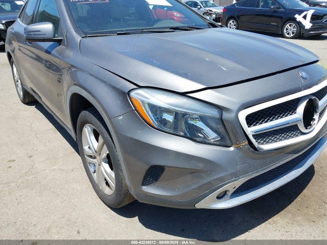 WDCTG4EB6HJ303262 Mercedes-Benz GLA 250