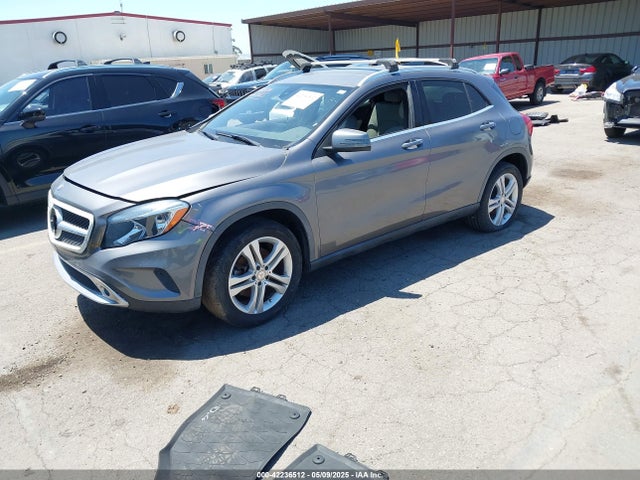 WDCTG4EB6HJ303262 Mercedes-Benz GLA 250
